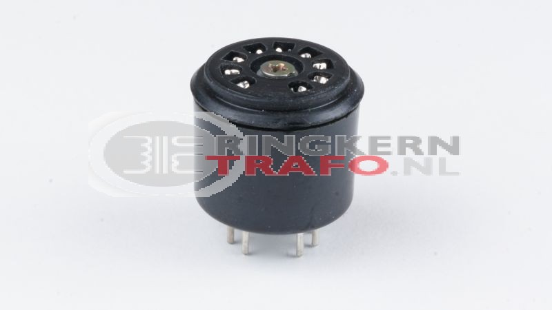 Noval adapter, socketsaver